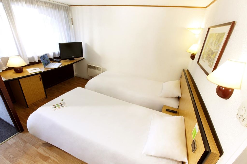 Campanile Toulouse Sesquieres Hotel Quarto foto